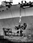 JEEP Unloading 1944
