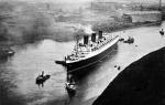 Queen Mary Departing 1936