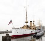 USS Becuna + Cruiser USS Olympia