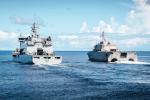 HMNZS AOTEAROA + USS CHARLESTON